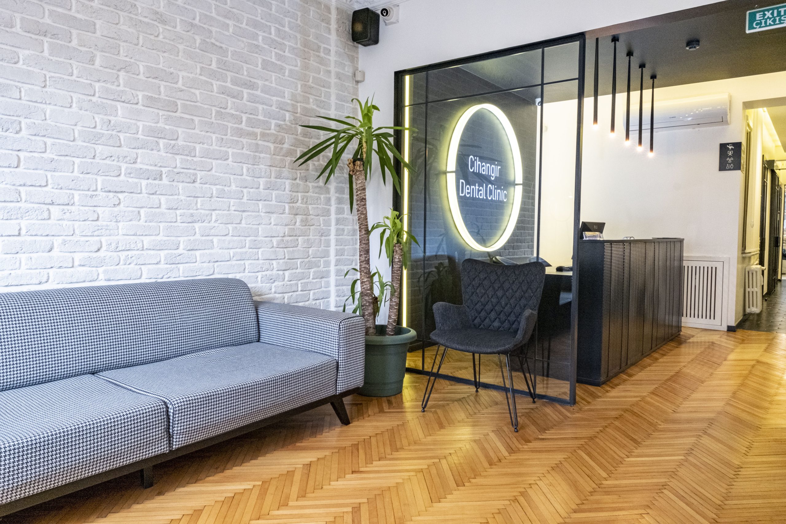 Cihangir Dental Clinic - Clinic View 2