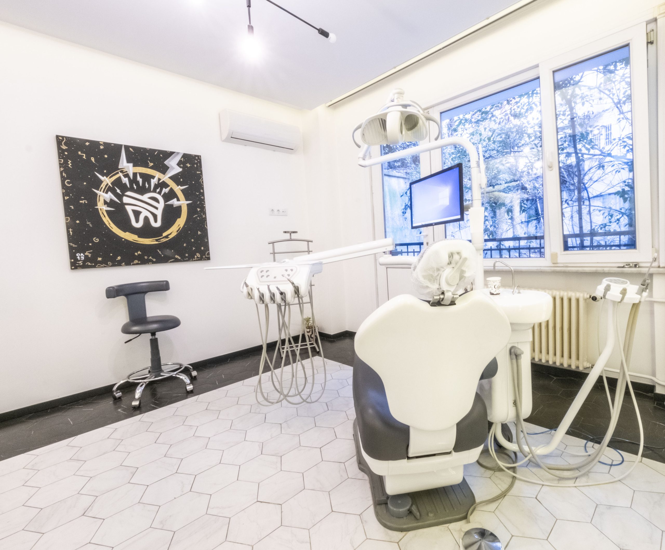 Cihangir Dental Clinic - Clinic View 8